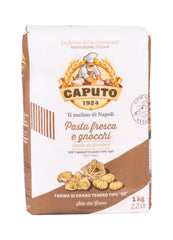 Antimo Caputo flour close-up texture highlighting superfine grind for silky dough