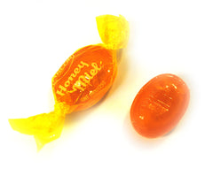 Arcor candy held in hand for scale, showing portion size benefit