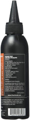 Castillo De Pinar syrup texture close-up, glossy reduced consistency for plating benefit