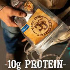 CATTLEMAN'S CUT cracked black pepper and seasoning on jerky, emphasizes bold peppery flavor
