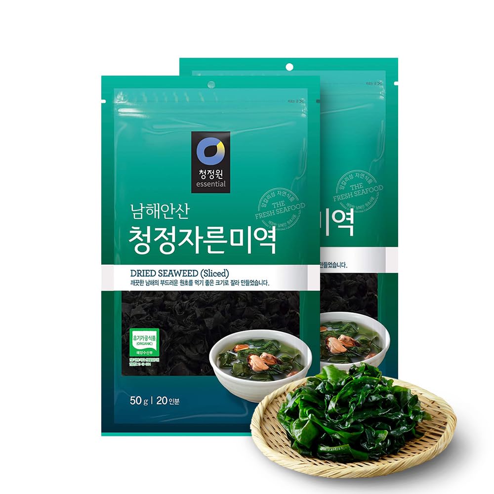 Chung Jung One front packaging showing resealable 2×50g pouches, convenient storage