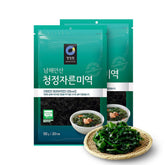 Chung Jung One front packaging showing resealable 2×50g pouches, convenient storage