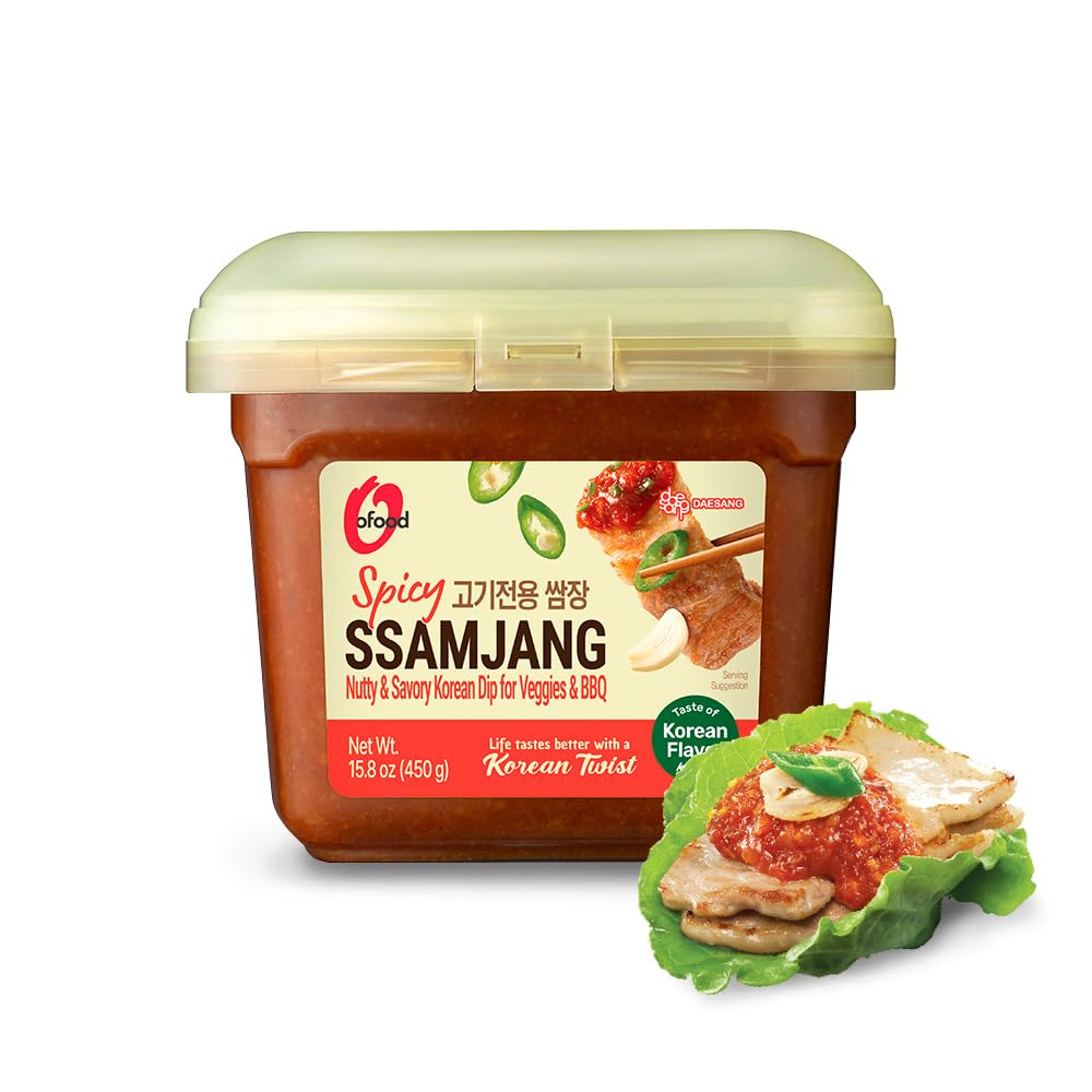Chung Jung One front tub showing packaging and bold Korean flavor benefit