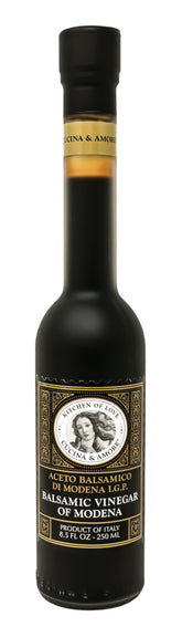 Cucina & Amore front bottle showing label and premium glaze benefit