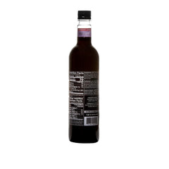 DaVinci Gourmet syrup pouring close-up for easy dosing and smooth texture