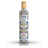 García DE LA cruz front bottle showing protective glass and premium look