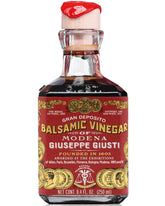Giusti front bottle view showing elegant packaging and gourmet appeal