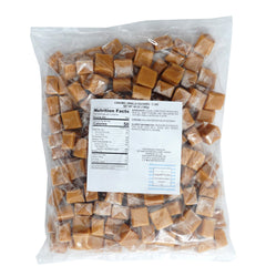 THE HAMPTON CANDY COMPANY close-up caramel texture highlighting soft chew and creamy vanilla color
