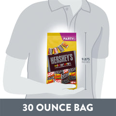 HERSHEY'S KRACKEL close-up showing crisped rice for crunchy texture benefit