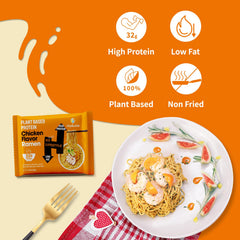 Hethstia cup top view with chicken-style broth delivering savory flavor