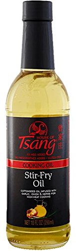 House of Tsang front bottle view showing label and pour spout for easy cooking