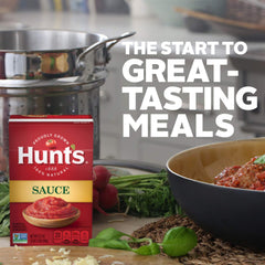 Hunt's closeup of sauce texture showing smooth consistency and rich color for cooking benefit