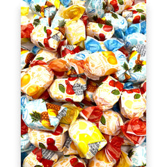 KLUB BULK close-up of colorful fruit-filled candies highlighting variety and appeal
