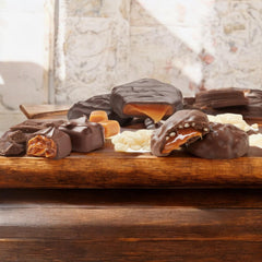 KLUB BULK individually wrapped candies displayed for easy sharing