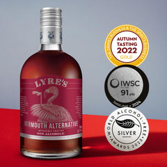 Lyre's label closeup highlighting ingredients and premium non‑alcoholic identity for trust