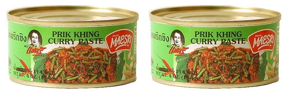 Maesri prik khing jar front view showing label and convenient pack benefit