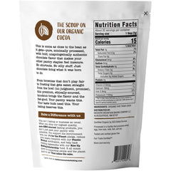 MODERN MOUNTAIN close-up of fine cocoa powder texture, ensures even mixing benefit