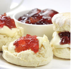 Movelo jelly spread on toast in a breakfast setting for quick convenience