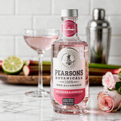 Pearsons Botanicals bottle with tonic glass demonstrating mixability and bright serve