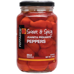 PEPPADEW close-up of Juanita pepper texture and juice, shows firm crunchy benefit