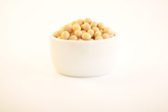 Pinstar Premium close-up of soybean texture showing clean non-GMO beans benefit: consistent processing