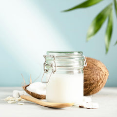 PURE ORIGINAL INGREDIENTS coconut oil texture in glass jar highlighting smooth consistency and blending benefit