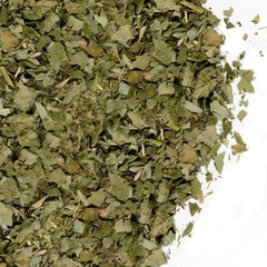 Siberian Green loose leaf close-up showing cut-and-sifted texture and freshness