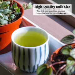 SUGIMOTO TEA brewed cup with rich green liquor, demonstrating smooth flavor