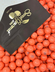 SweetGourmet front packaging showing bright pink gumballs and bulk weight benefit