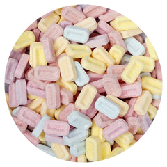 THE HAMPTON CANDY COMPANY front of pack shows 2 lb fruit mix for easy selection
