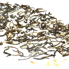 TIAN HU SHAN jasmine blossoms mixed with tea showing natural scent infusion