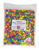 YANKEETRADERS front packaging showing 3 lb bulk banana candy, convenient supply
