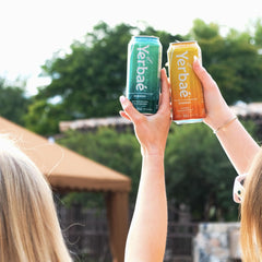 YERBAÉ can held in hand to show size and easy portability