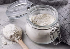 ZEHO powder close-up texture showing fine powder for easy mixing