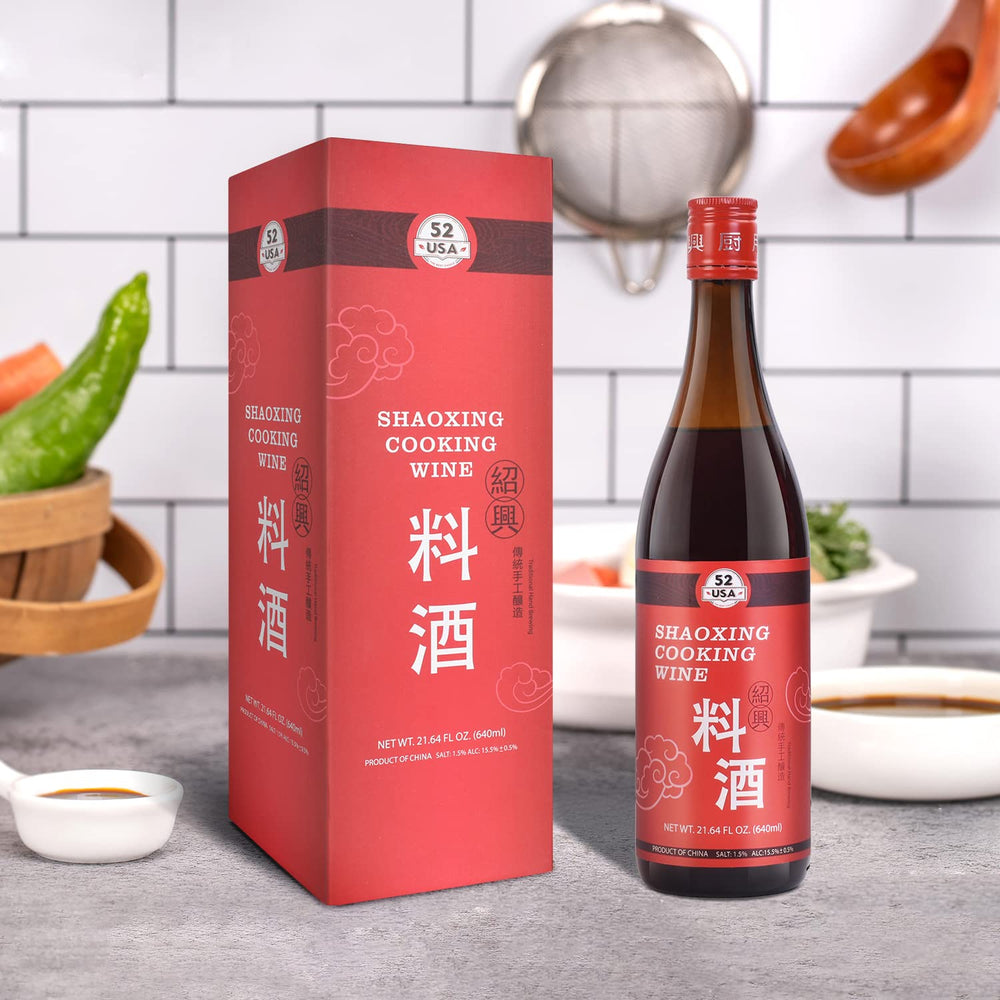 52USA Shaoxing pouring into hot pan to enhance stir-fry flavor