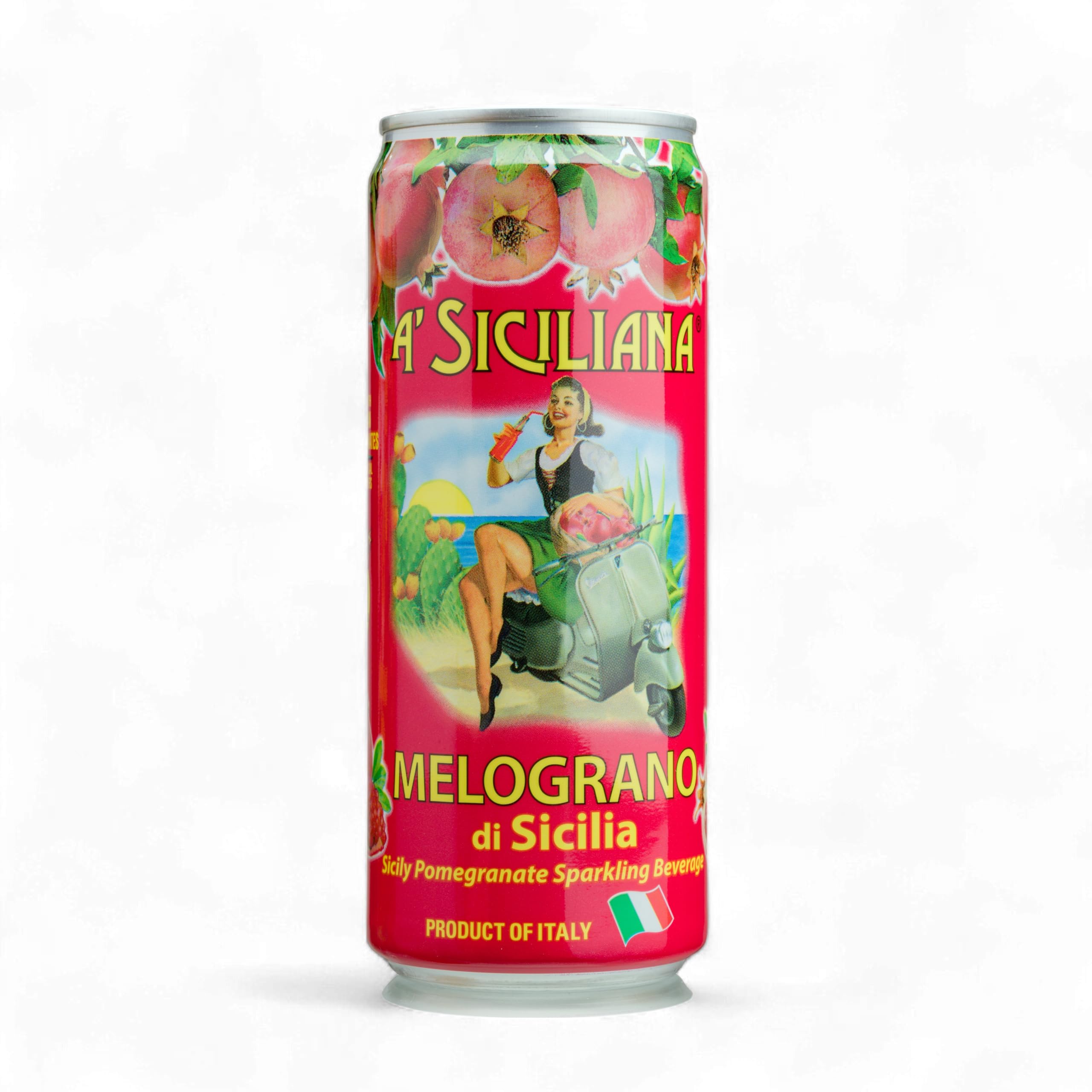 A' Siciliana close-up of pomegranate drink texture and bubbles, highlights freshness