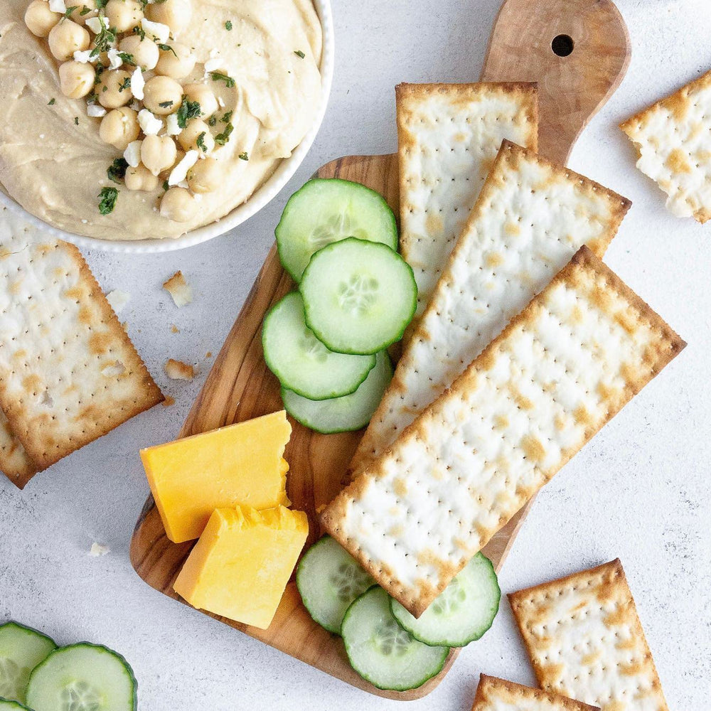Absolutely flatbread ingredients closeup highlighting tapioca and potato starch benefits