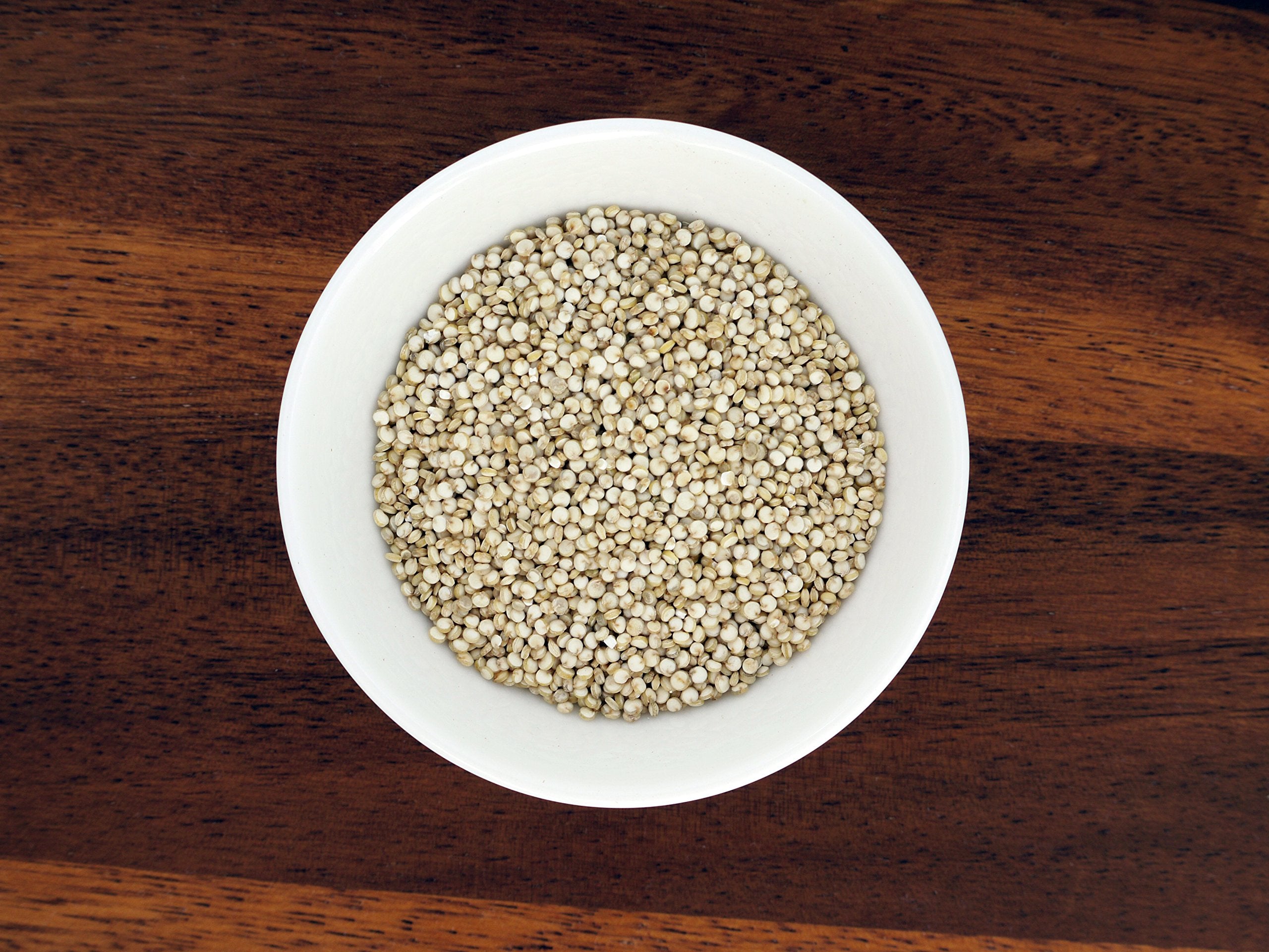 Anthony's quinoa hand scoop demonstrating bulk quantity and easy portioning benefit