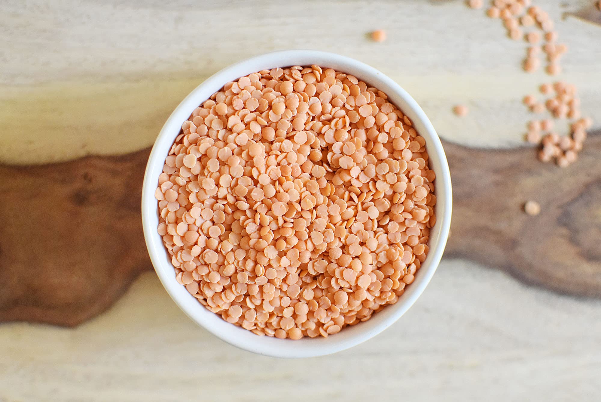 Anthony's lentils beside measuring cup showing 2 lb quantity and portion guidance