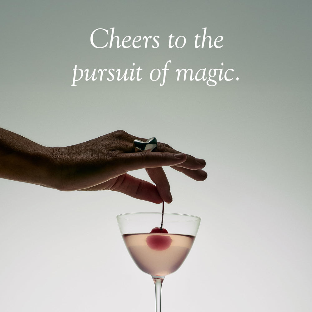 Aplós can held in hand to show scale and single-serve convenience for on-the-go enjoyment