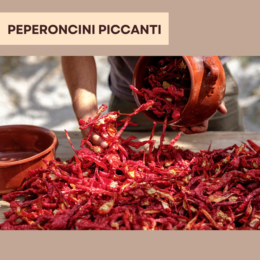 Artigiani dei Sapori poured on pizza, adds authentic Calabrian heat and aroma