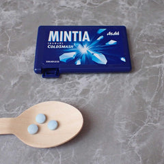 Asano Mintia slim pack in pocket illustrating portability and convenience