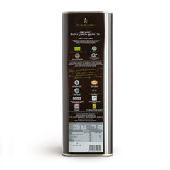 Atlas Olive Oils pouring oil close-up to show smooth texture and freshness benefit