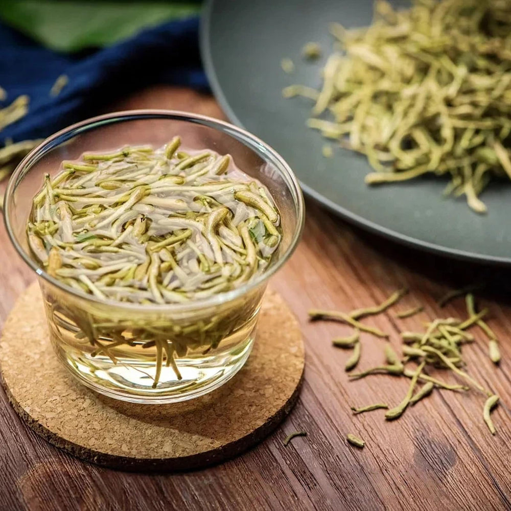 BACIOKIS brewed honeysuckle buds in a cup demonstrating aromatic infusion benefit