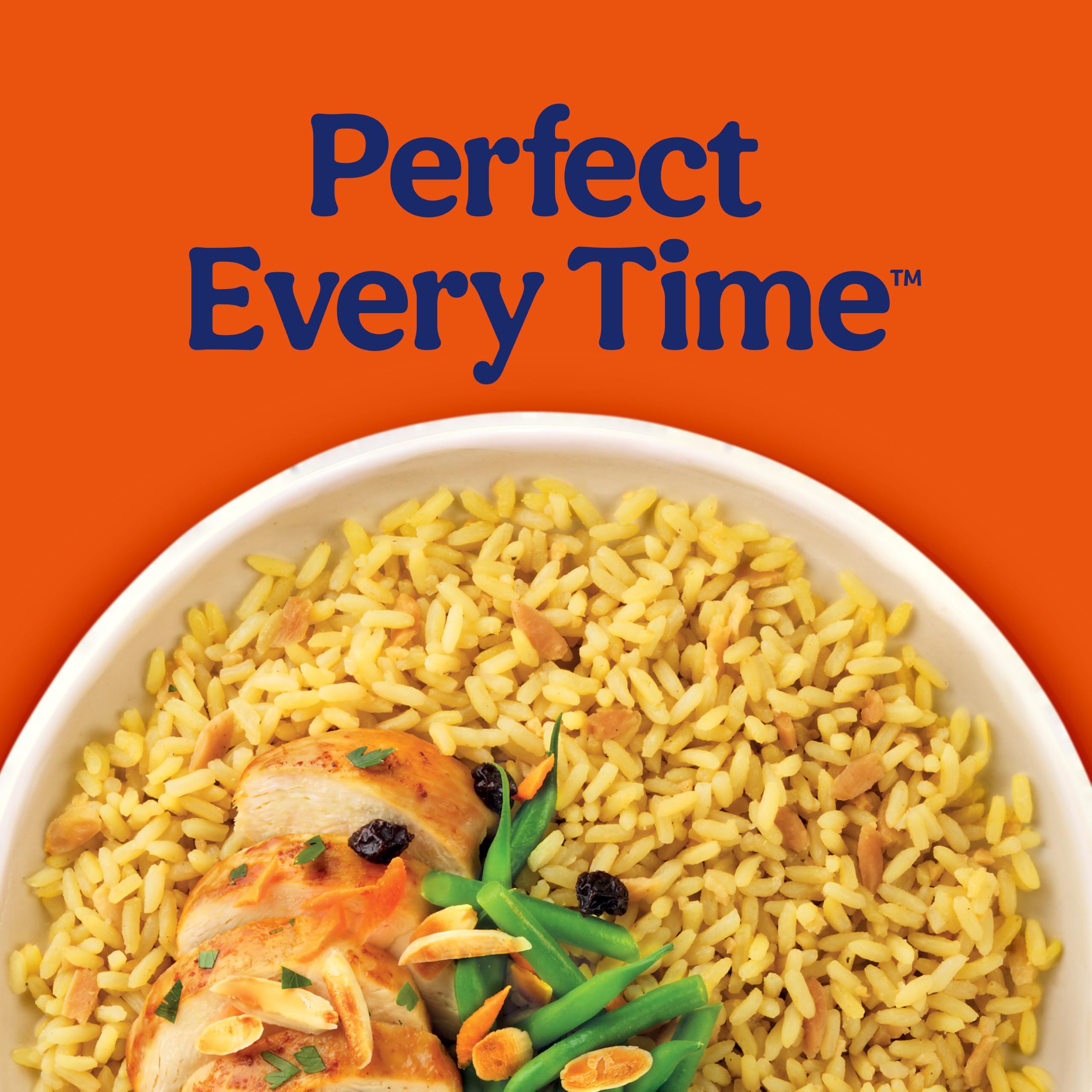 Ben's Original close-up of rice grains and orzo highlighting texture benefit