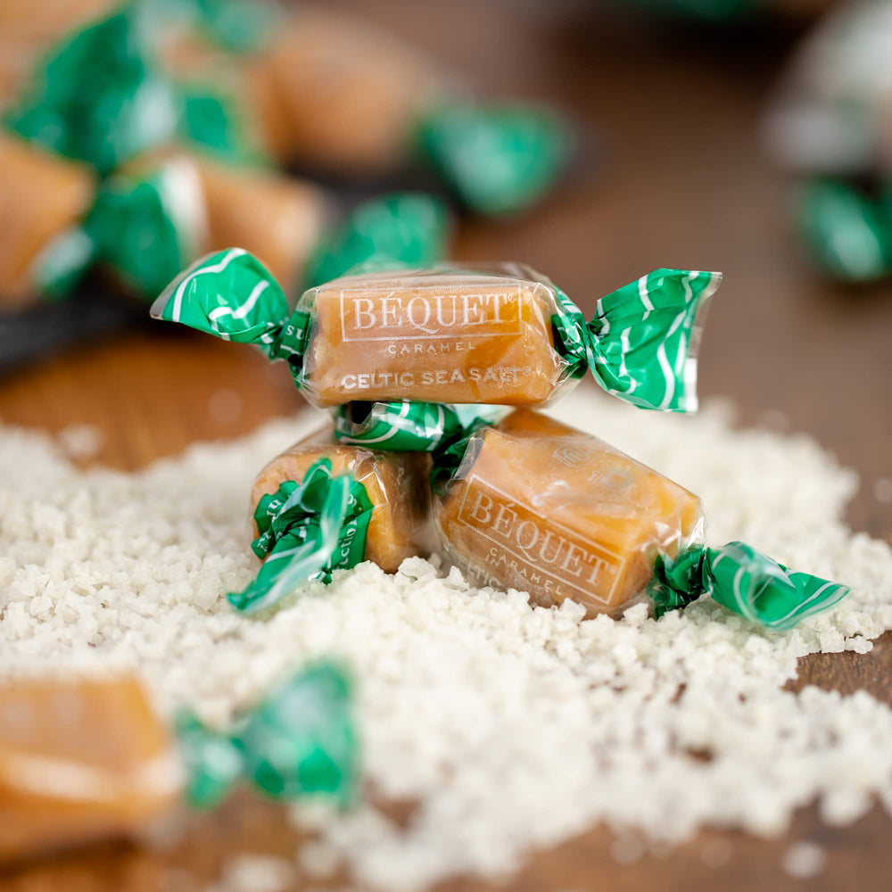 Béquet close-up of caramel texture highlighting soft chew and creamy finish