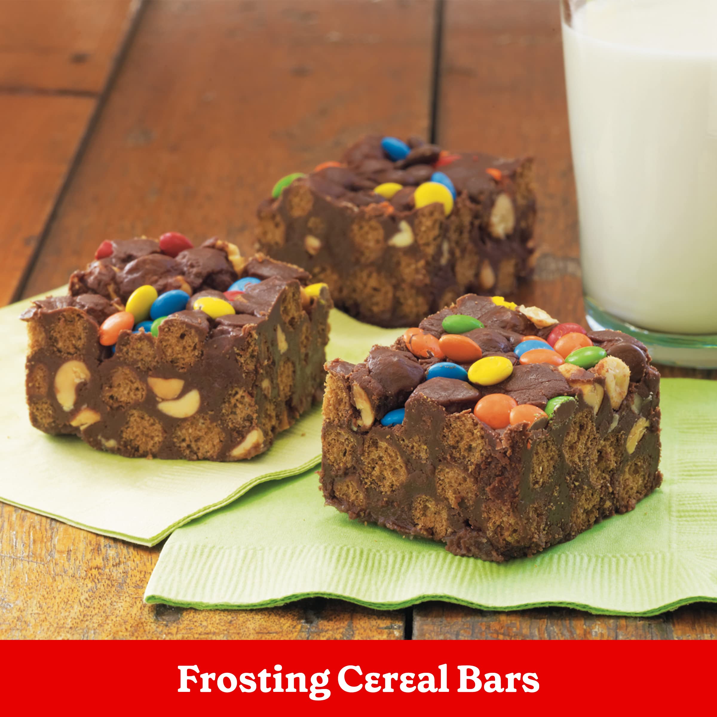 Betty Crocker frosting used to decorate cupcakes for quick parties