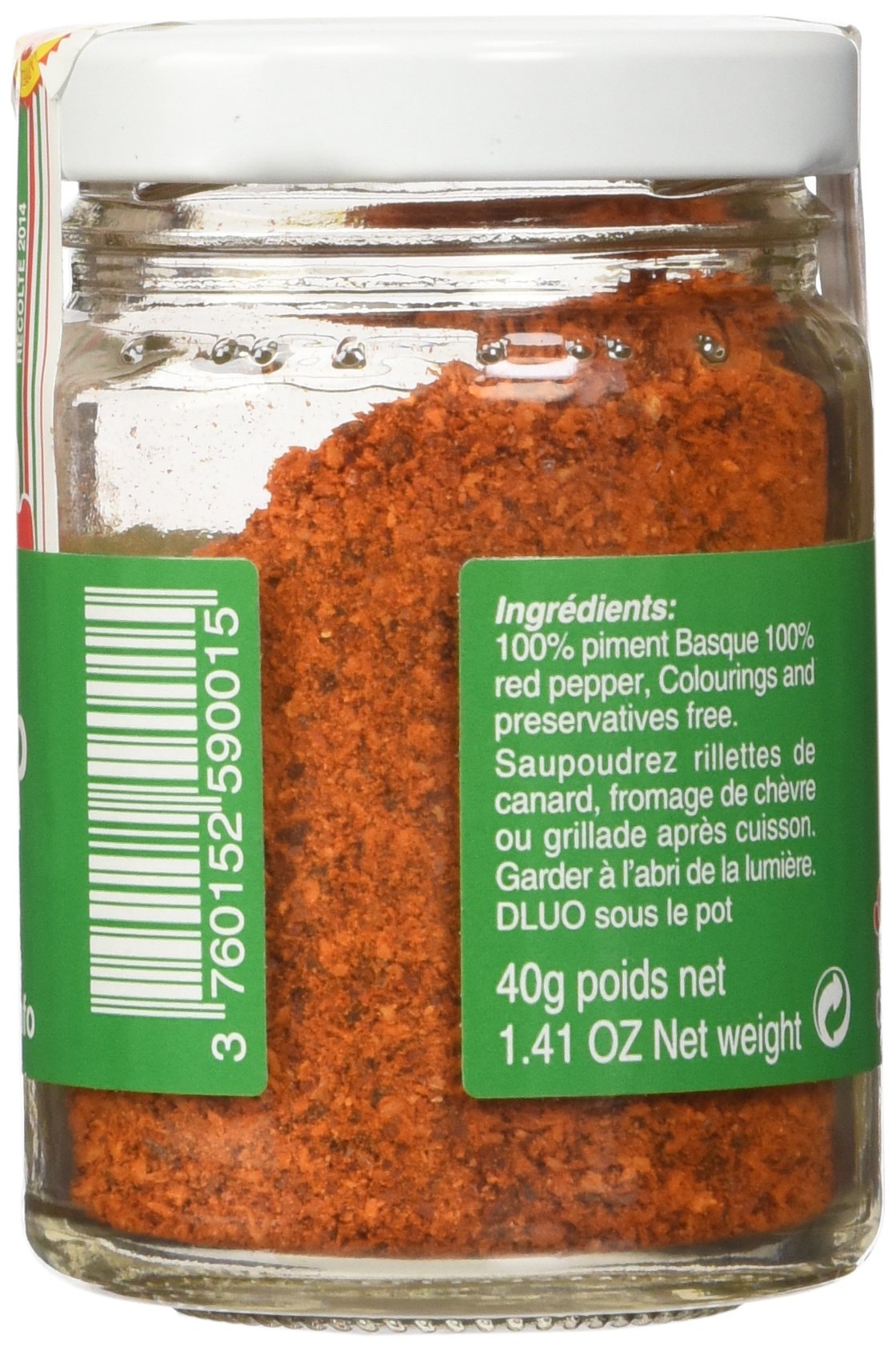 Biperduna sprinkled over tomato sauce, adds balanced heat and flavor