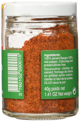 Biperduna sprinkled over tomato sauce, adds balanced heat and flavor