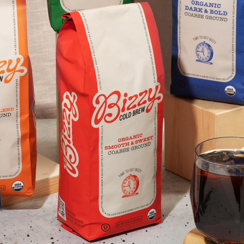 Bizzy close grind texture showing coarse particles and micro-sifting for smoother cold brew